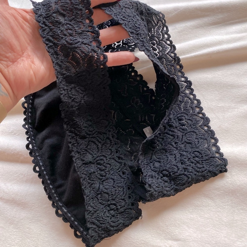 Aerie Black Lace Bandeau - Picture 2 of 6